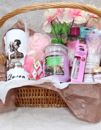 Bath & Body Works Strawberry Queen