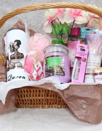 Bath & Body Works Strawberry Queen